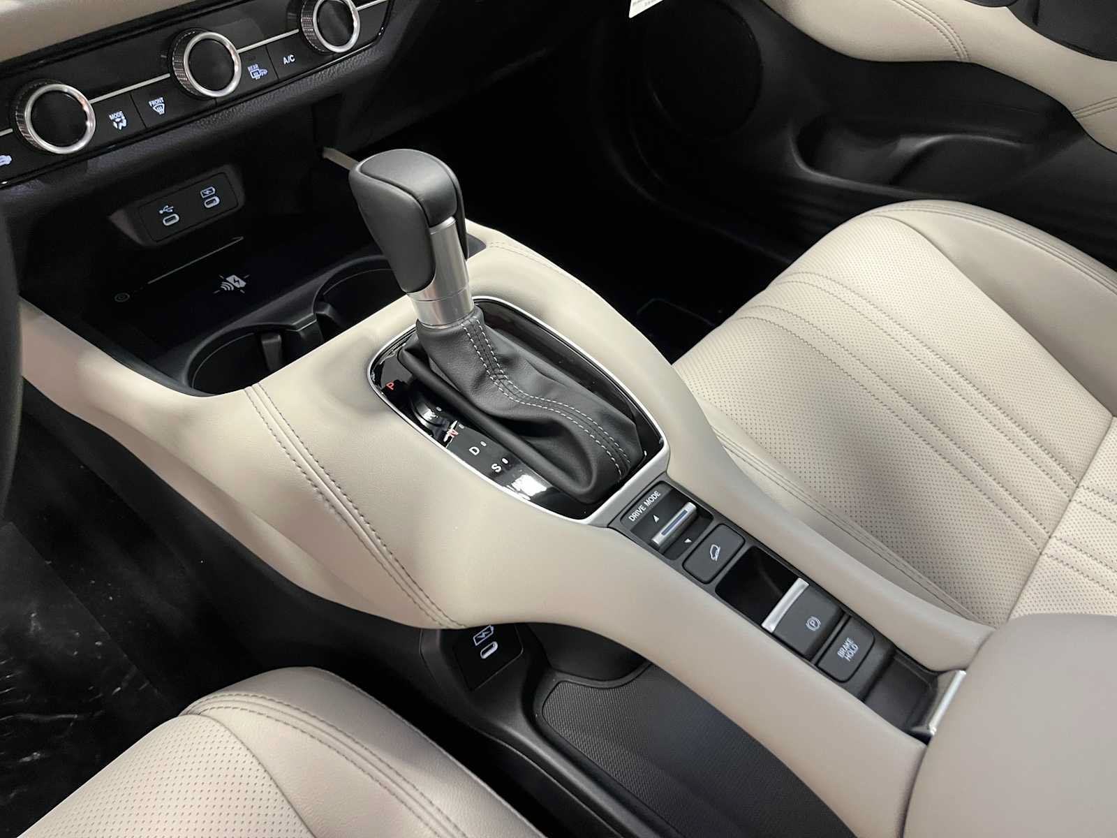 New 2027 Honda HR-V EX-L image 22