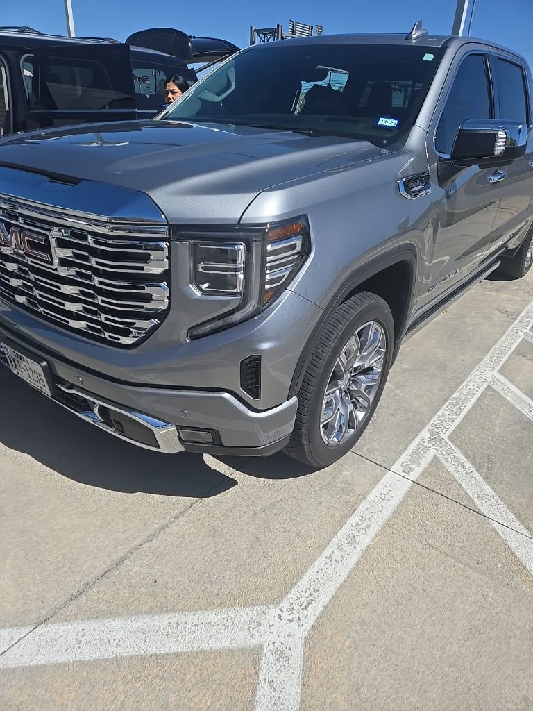 Used 2024 GMC Sierra 1500 Denali w/ Denali Reserve Package image 1