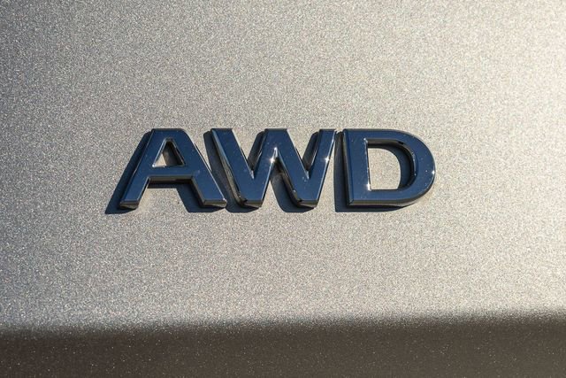 Used 2024 INFINITI QX60 Luxe w/ Performance Audio Package AWD/4WD image 6