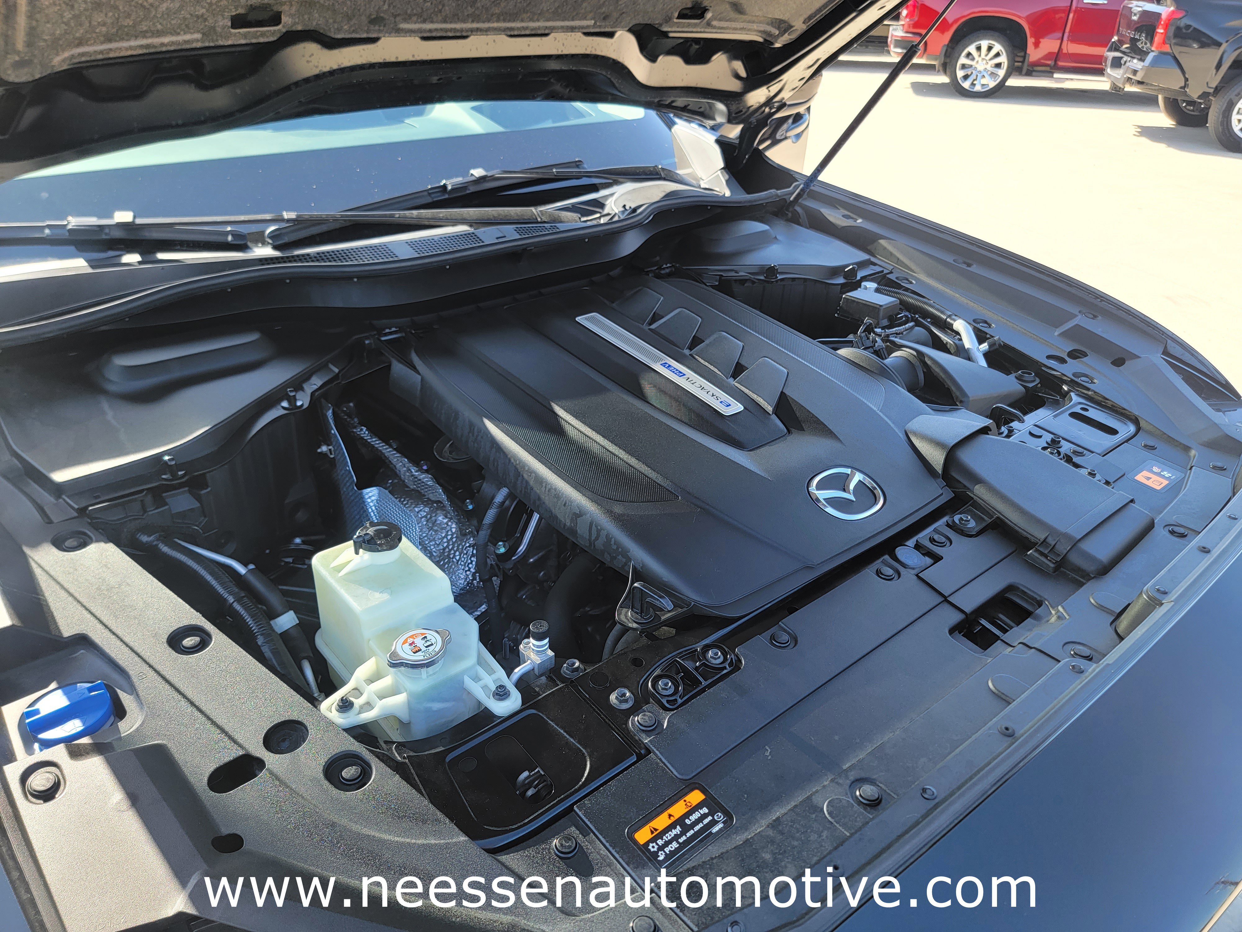 Used 2025 MAZDA CX-70 Plug-In Hybrid w/ Premium Pkg AWD/4WD image 34