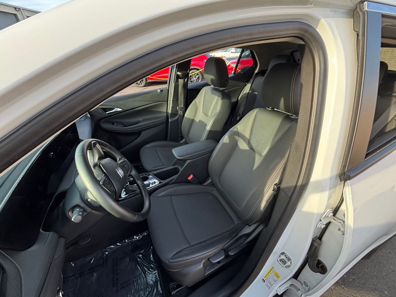 Used 2025 Buick Encore GX Preferred image 35