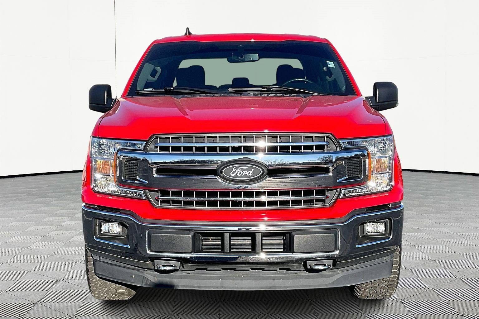 Used 2020 Ford F150 XLT w/ Equipment Group 302A Luxury image 3