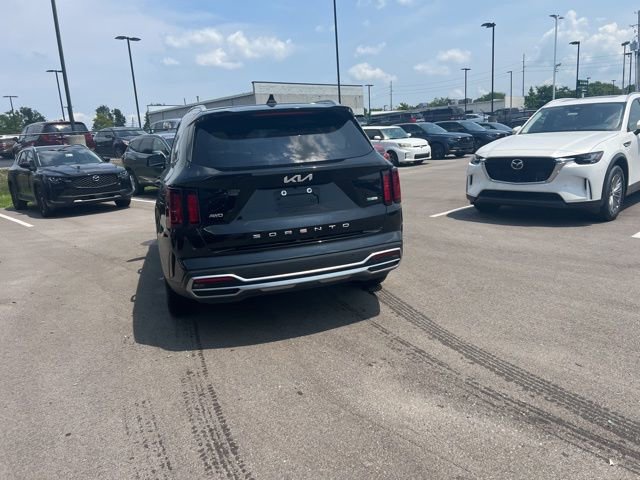 Used 2022 Kia Sorento EX w/ Panoramic Sunroof Package image 10