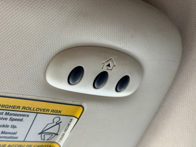 Used 2017 Ford Escape Titanium image 17