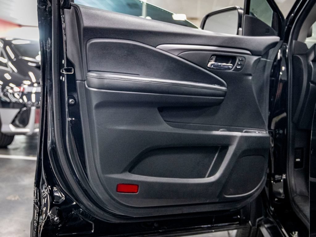 Used 2021 Honda Pilot Special Edition image 12
