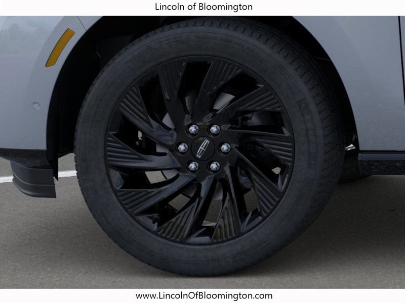 New 2026 Lincoln Navigator Reserve w/ Jet Appearance Package AWD/4WD image 20