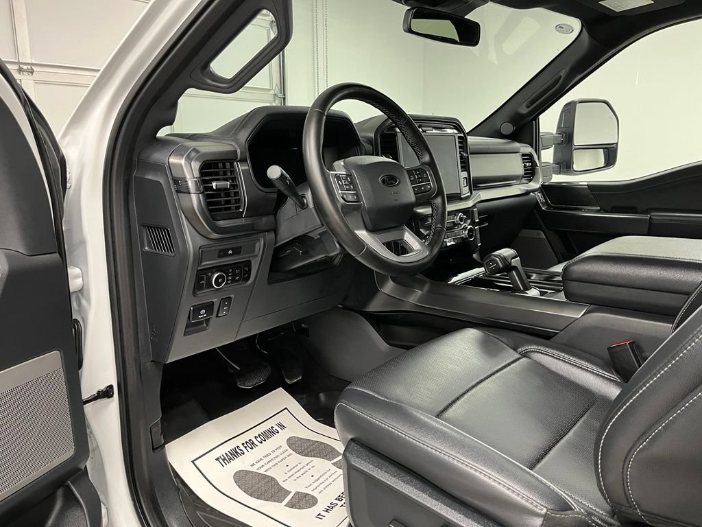 Used 2025 Ford F150 Lariat AWD/4WD image 20