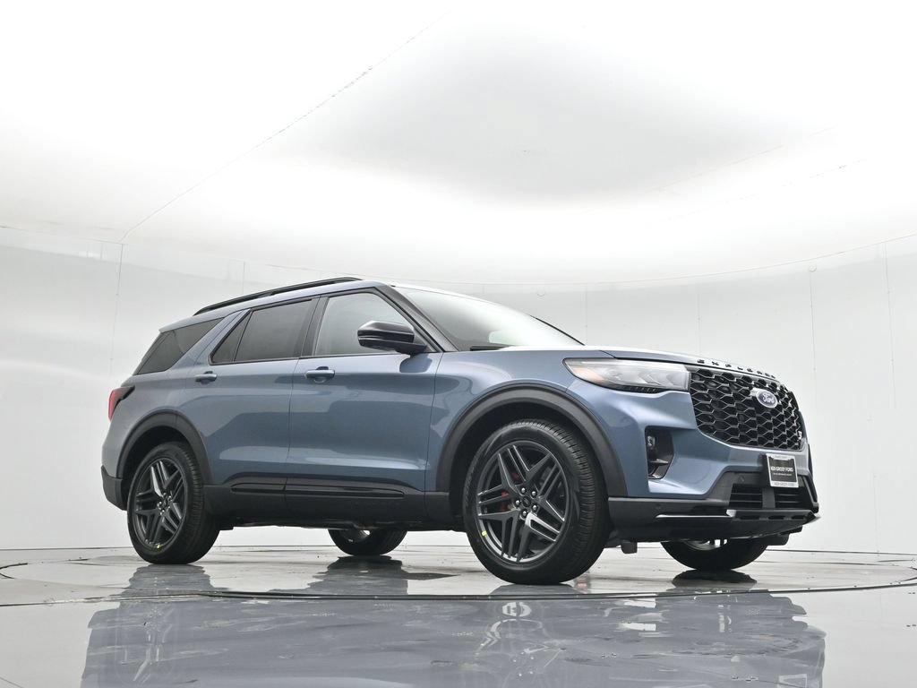 Certified 2025 Ford Explorer ST w/ Sun And Sound Package AWD/4WD image 4