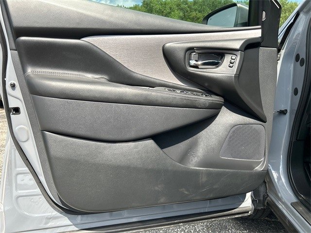 Used 2023 Nissan Murano SL w/ SL Moonroof Package image 18