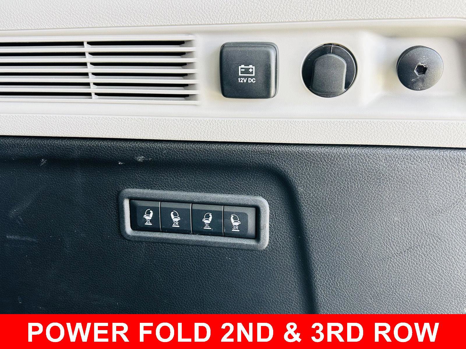 Used 2024 Jeep Wagoneer L 4WD w/ HD Trailer Tow Package image 13