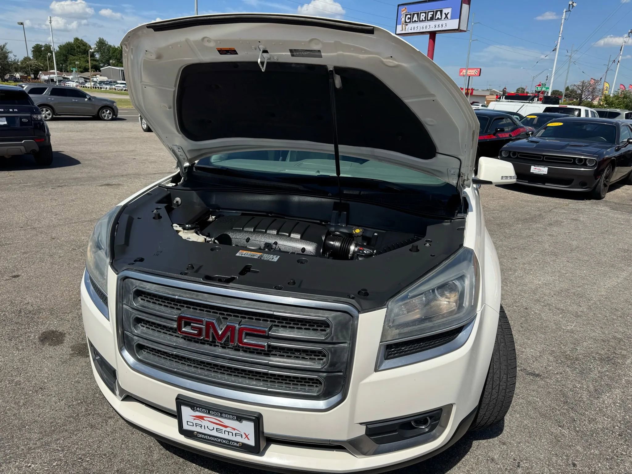 Used 2014 GMC Acadia SLT image 40