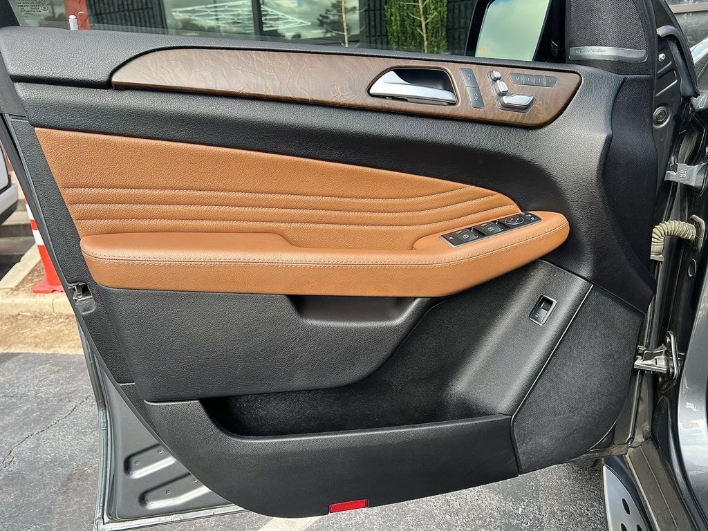 Used 2017 Mercedes-Benz GLE 43 AMG 4MATIC Coupe w/ Parking Assist Package image 25