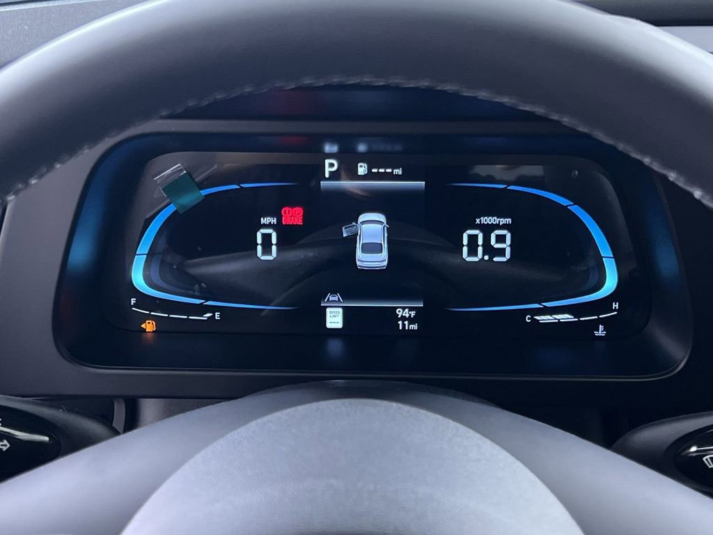 Used 2025 Hyundai Elantra Sport image 17