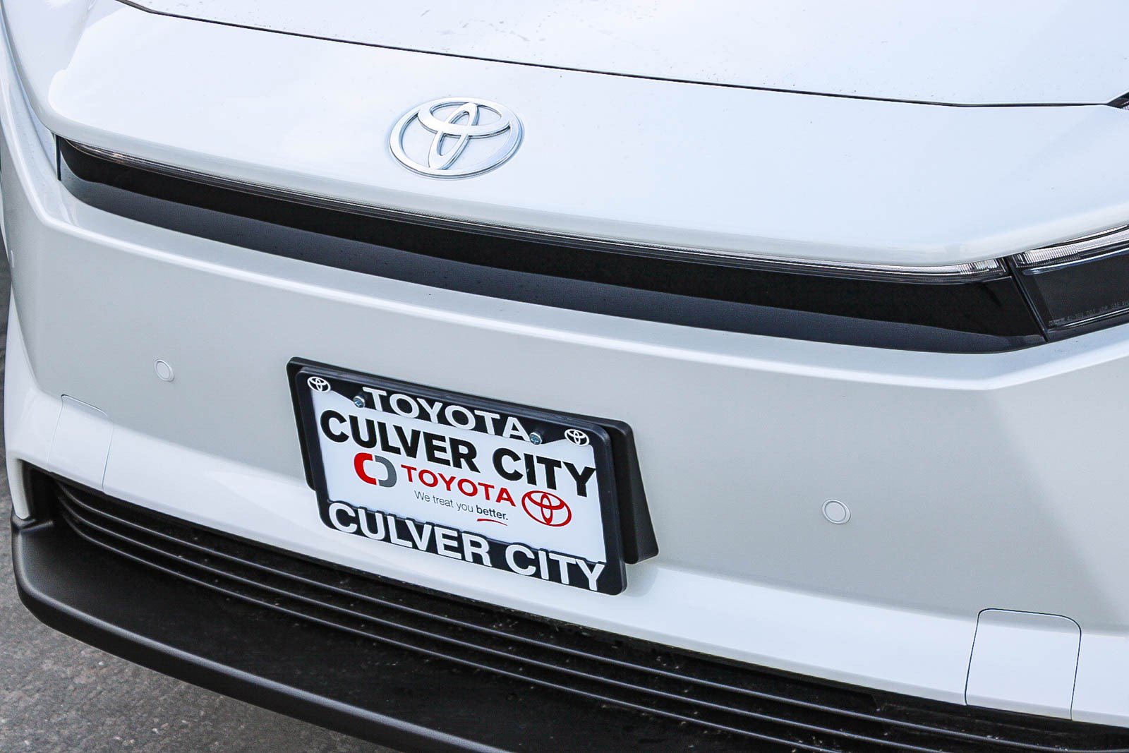 New 2026 Toyota bZ FWD image 6