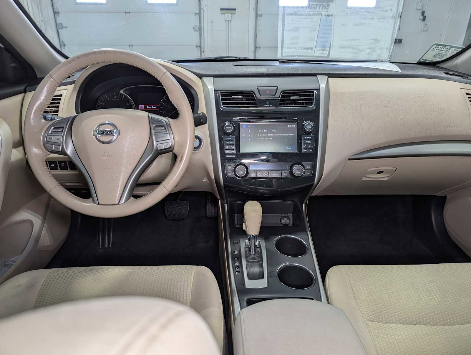 Used 2015 Nissan Altima 2.5 SV w/ Convenience Package FWD image 18