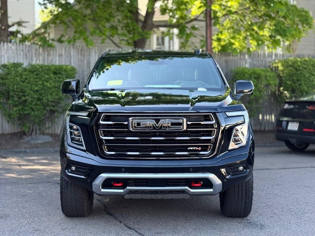 Used 2026 GMC Yukon AT4 Ultimate AWD/4WD image 9