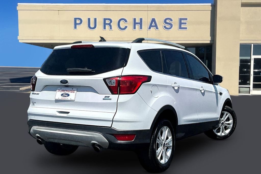 Used 2019 Ford Escape SE FWD image 6