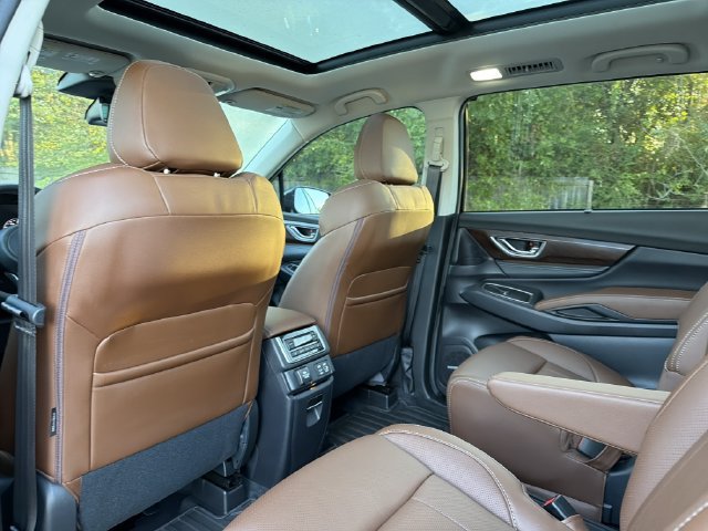 Used 2024 Subaru Ascent Touring w/ Popular Package #2 AWD/4WD image 12