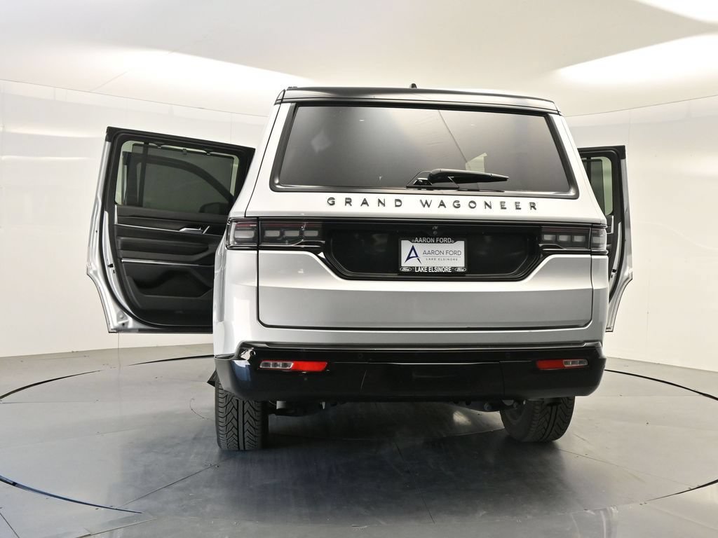 Used 2024 Jeep Grand Wagoneer Series II w/ Quick Order Packagew 28T AWD/4WD image 45