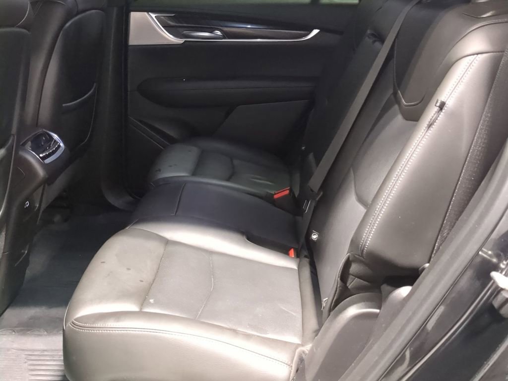 Used 2023 Cadillac XT6 Premium Luxury image 28