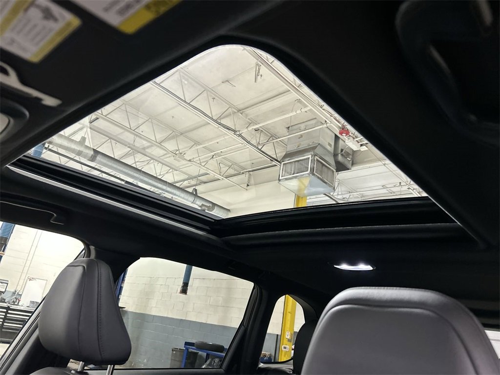 Certified 2025 Subaru Forester Limited w/ Popular Package image 24