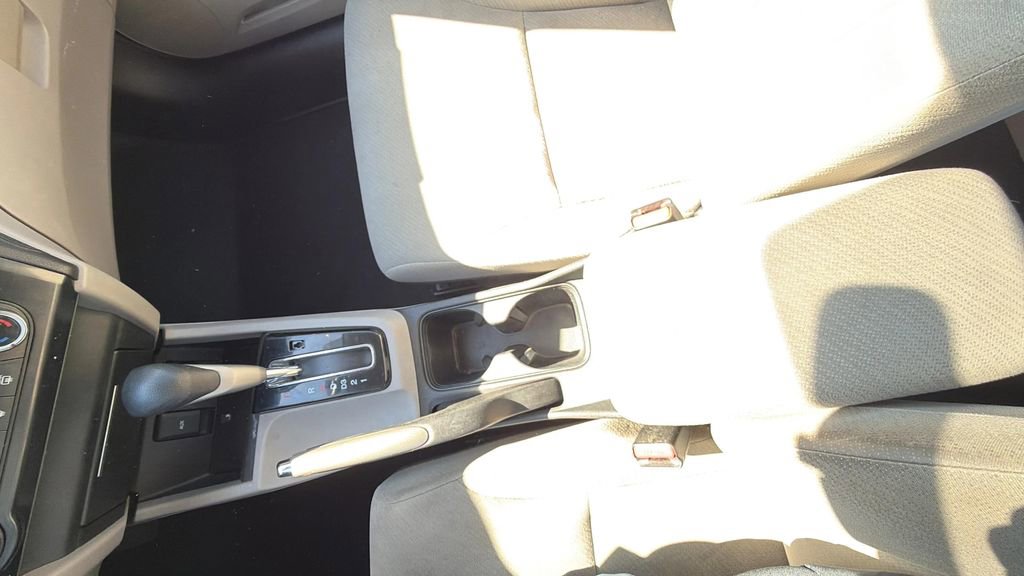 Used 2013 Honda Civic LX image 21