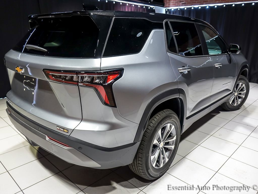 New 2026 Chevrolet Equinox LT w/ Convenience Package II image 8
