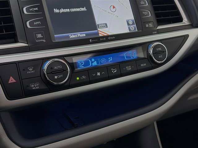 Used 2017 Toyota Highlander Limited image 18