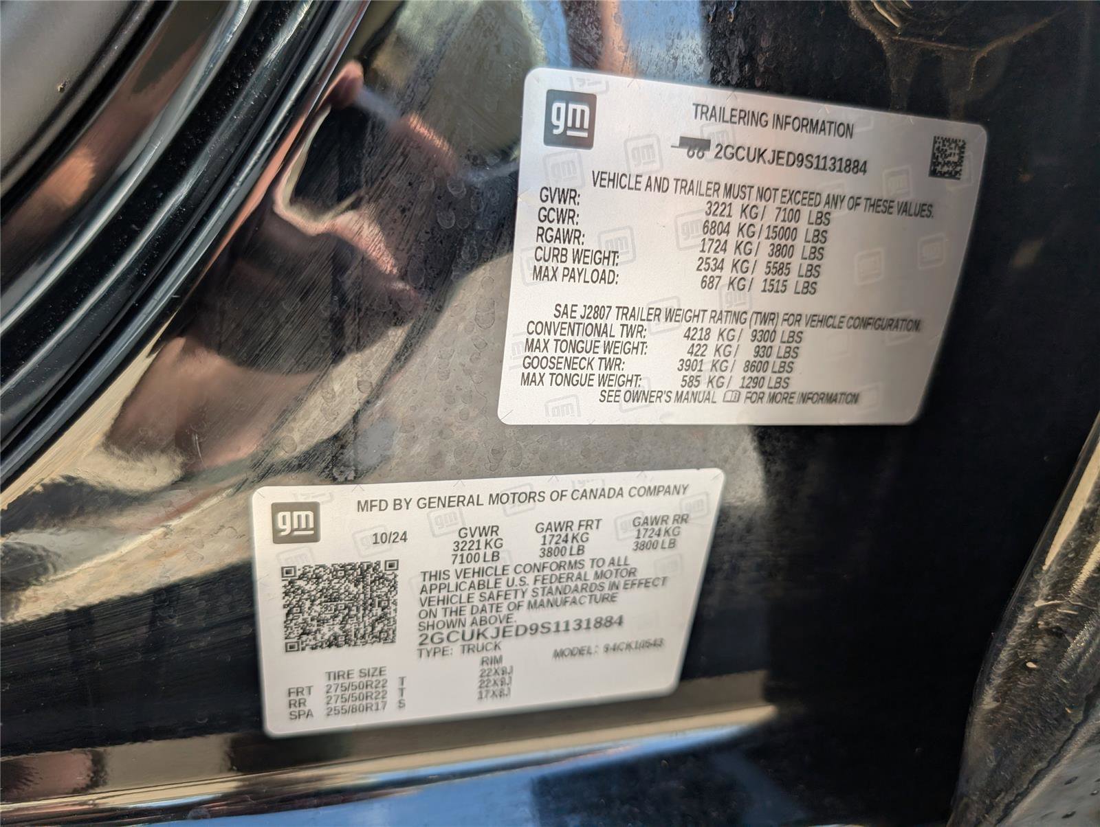 Used 2025 Chevrolet Silverado 1500 High Country w/ Technology Package AWD/4WD image 13