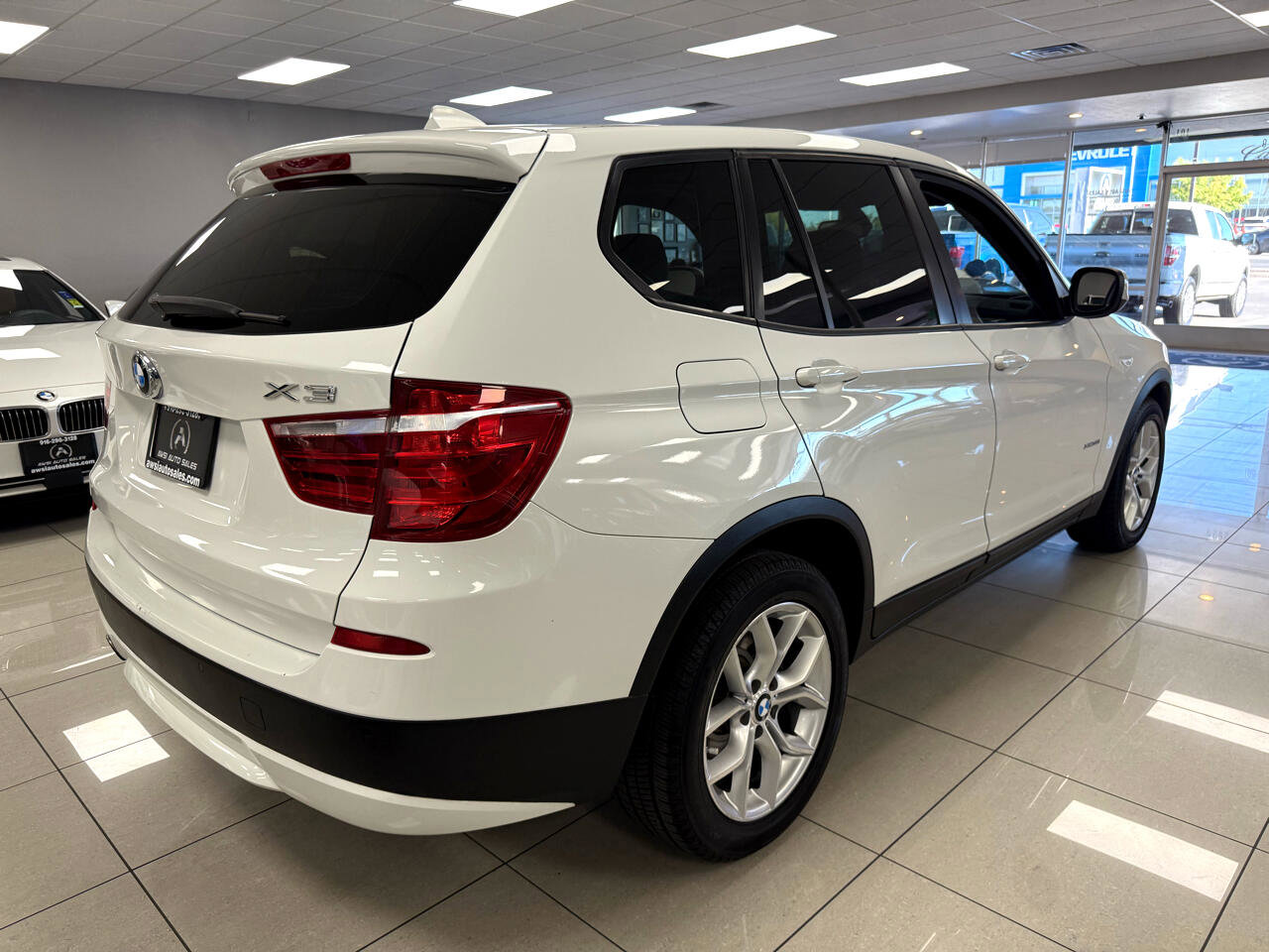 Used 2011 BMW X3 xDrive35i image 2