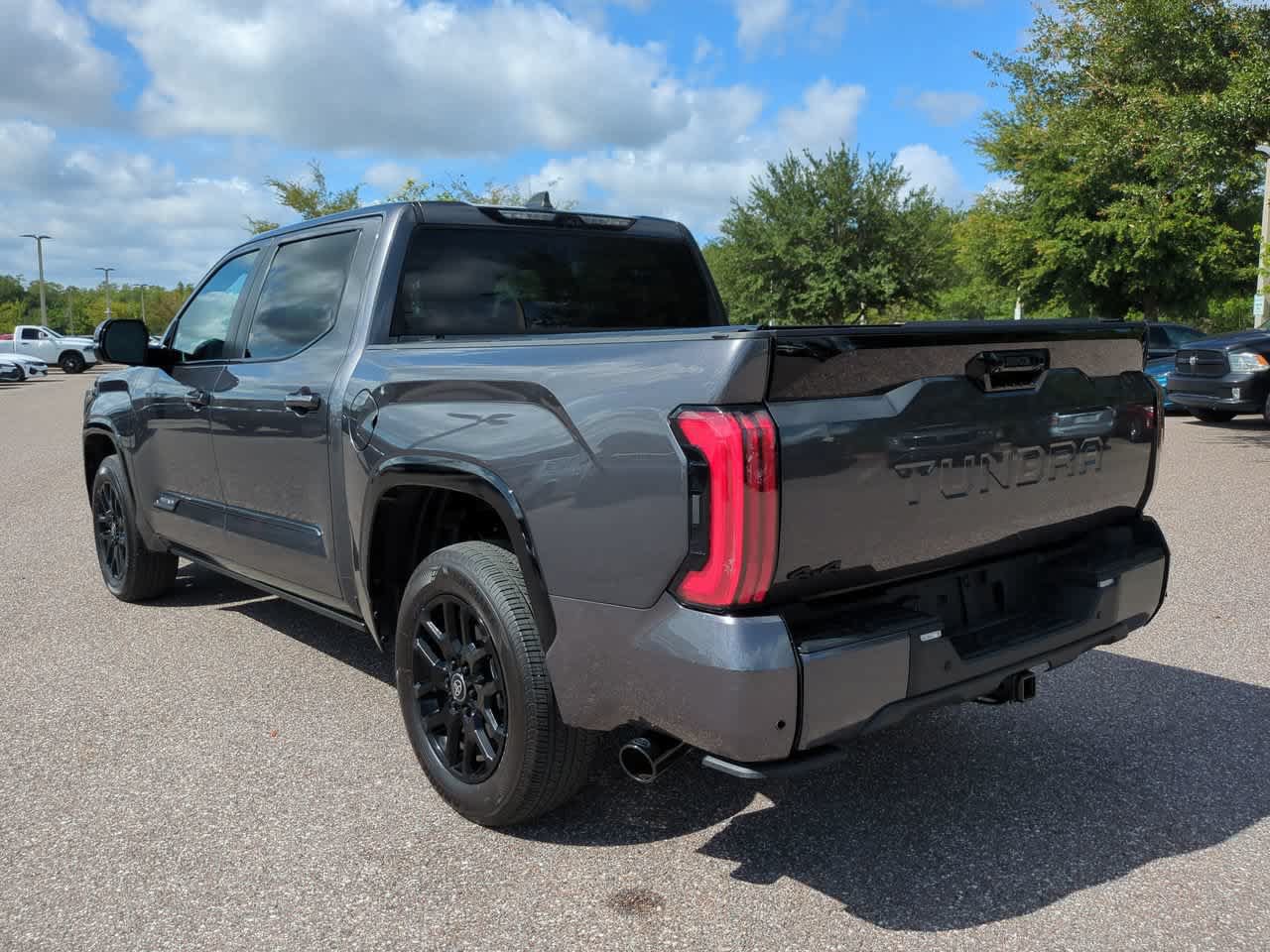 Used 2025 Toyota Tundra Platinum AWD/4WD image 4