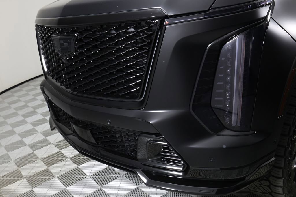 Used 2026 Cadillac Escalade V w/ LPO, ONYX Package image 47