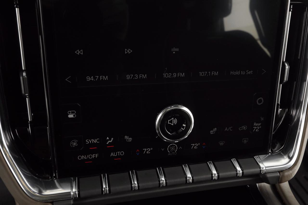 Used 2025 GMC Yukon XL Denali Ultimate image 16