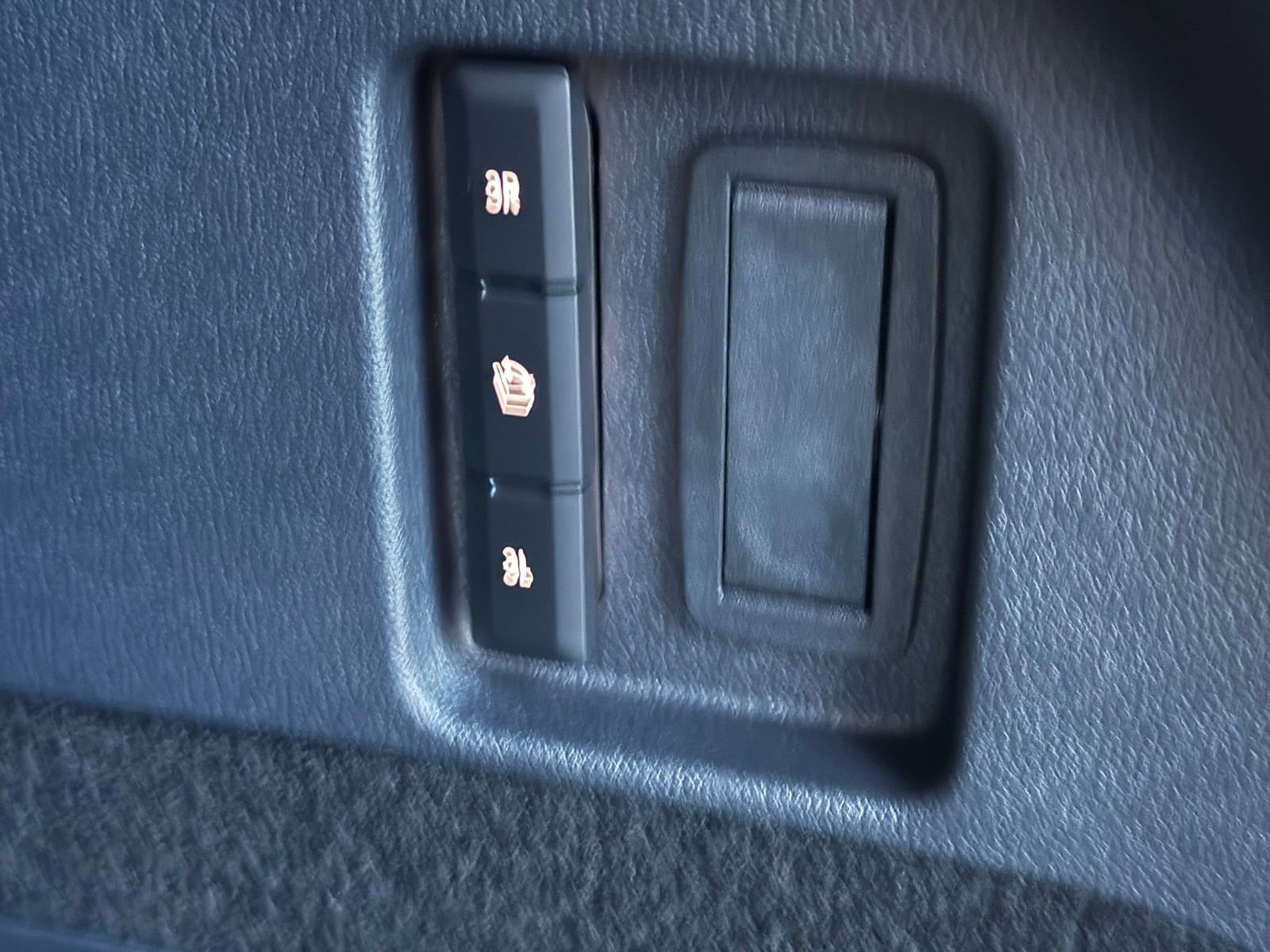 Used 2025 Lincoln Aviator Reserve w/ Illumination Package AWD/4WD image 45