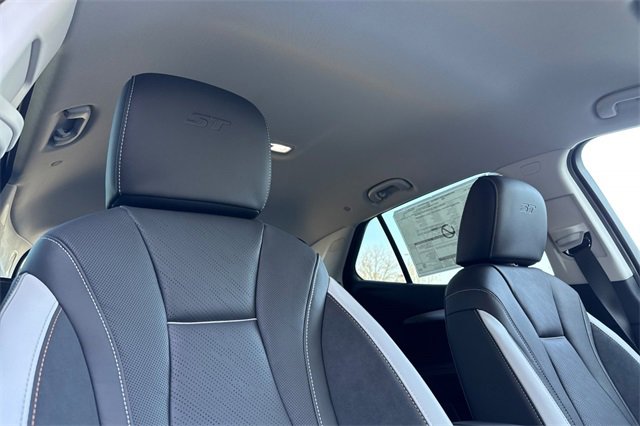 New 2025 Buick Envision Sport Touring image 14