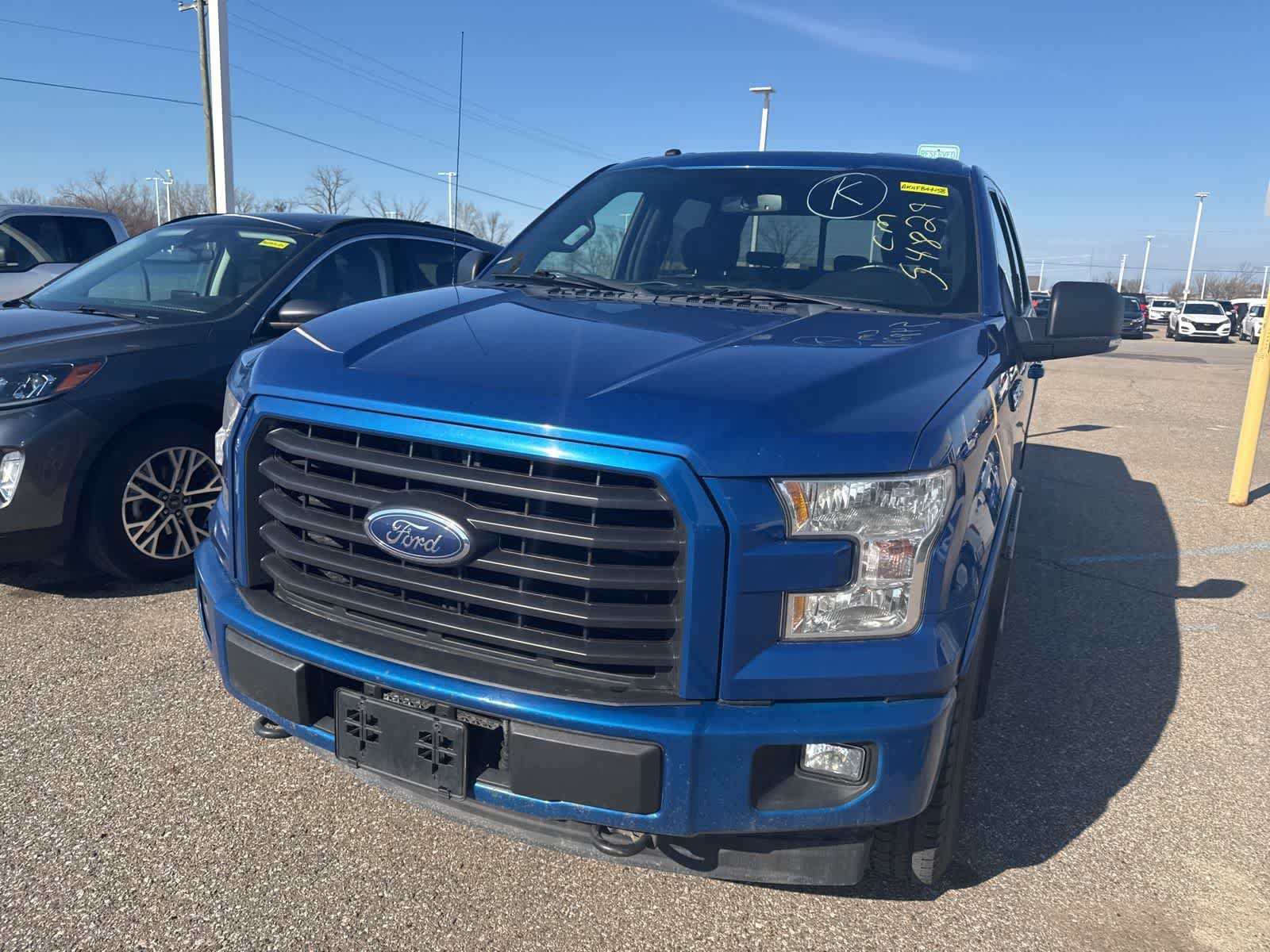 Used 2017 Ford F150 XLT w/ Equipment Group 302A Luxury image 3