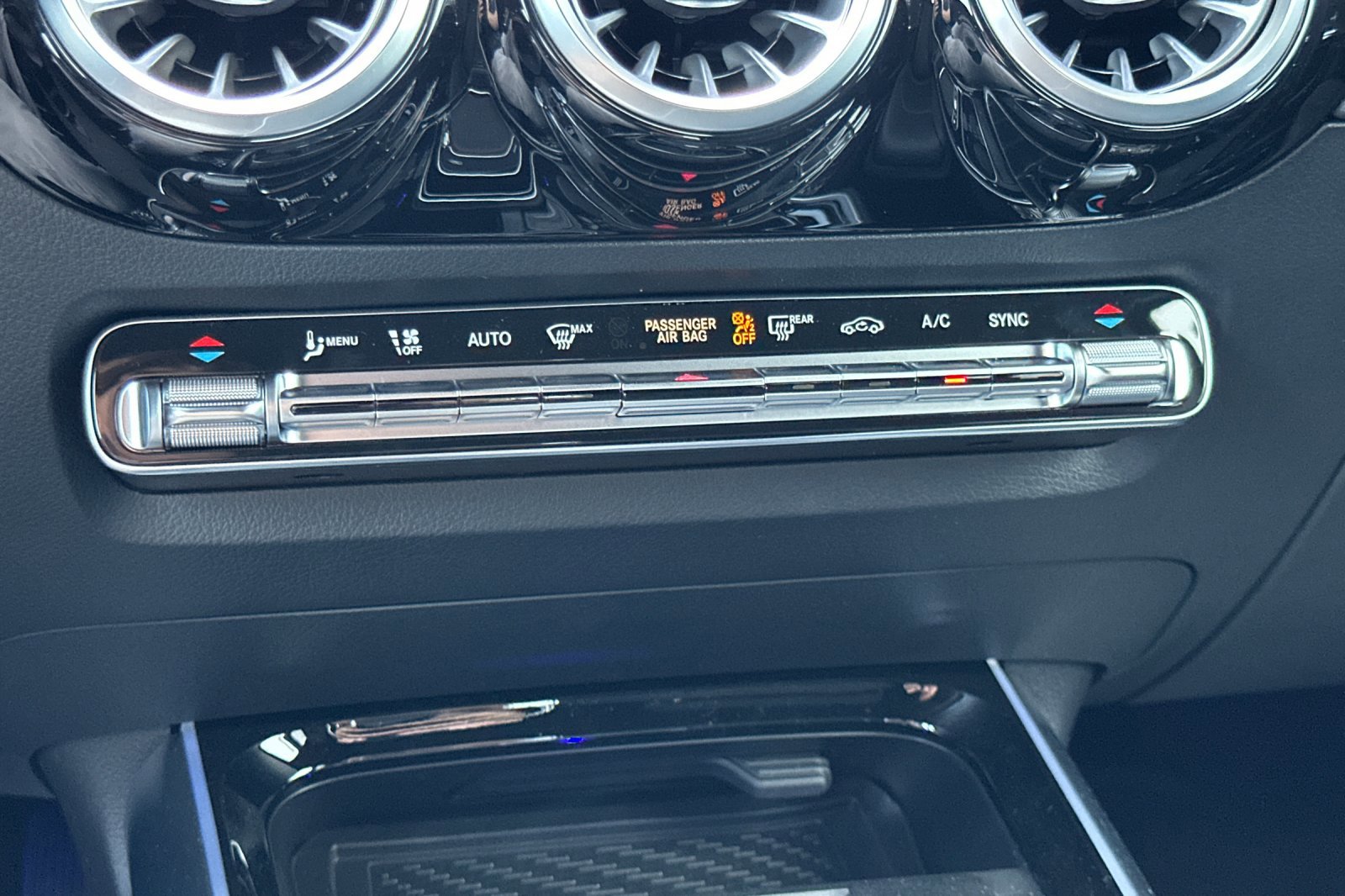 New 2025 Mercedes-Benz GLA 250 image 21