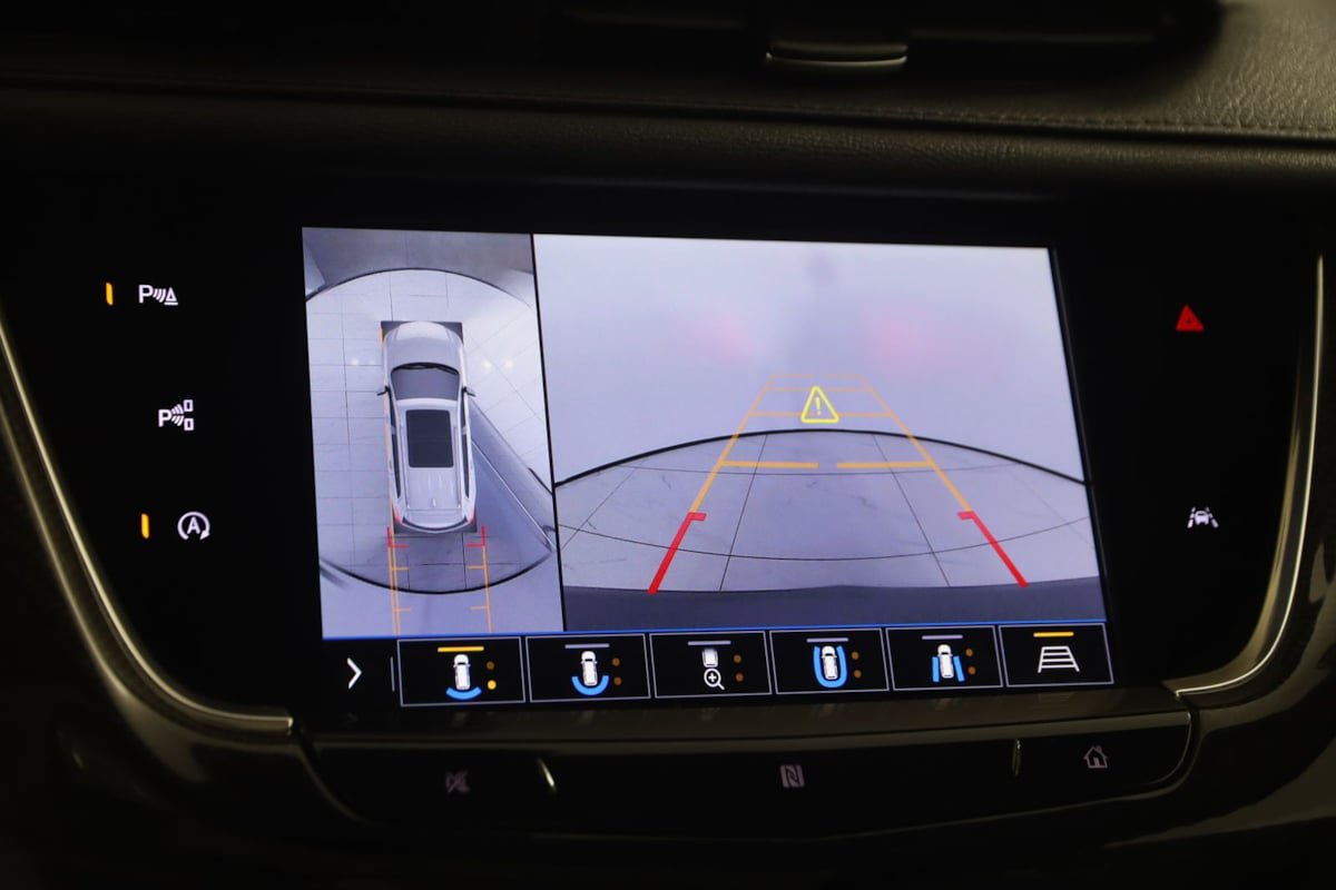 Used 2020 Cadillac XT6 Sport AWD/4WD image 10