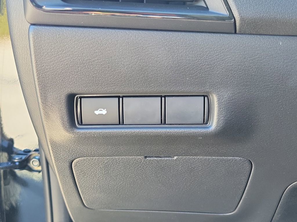 New 2026 Nissan Sentra SR image 31