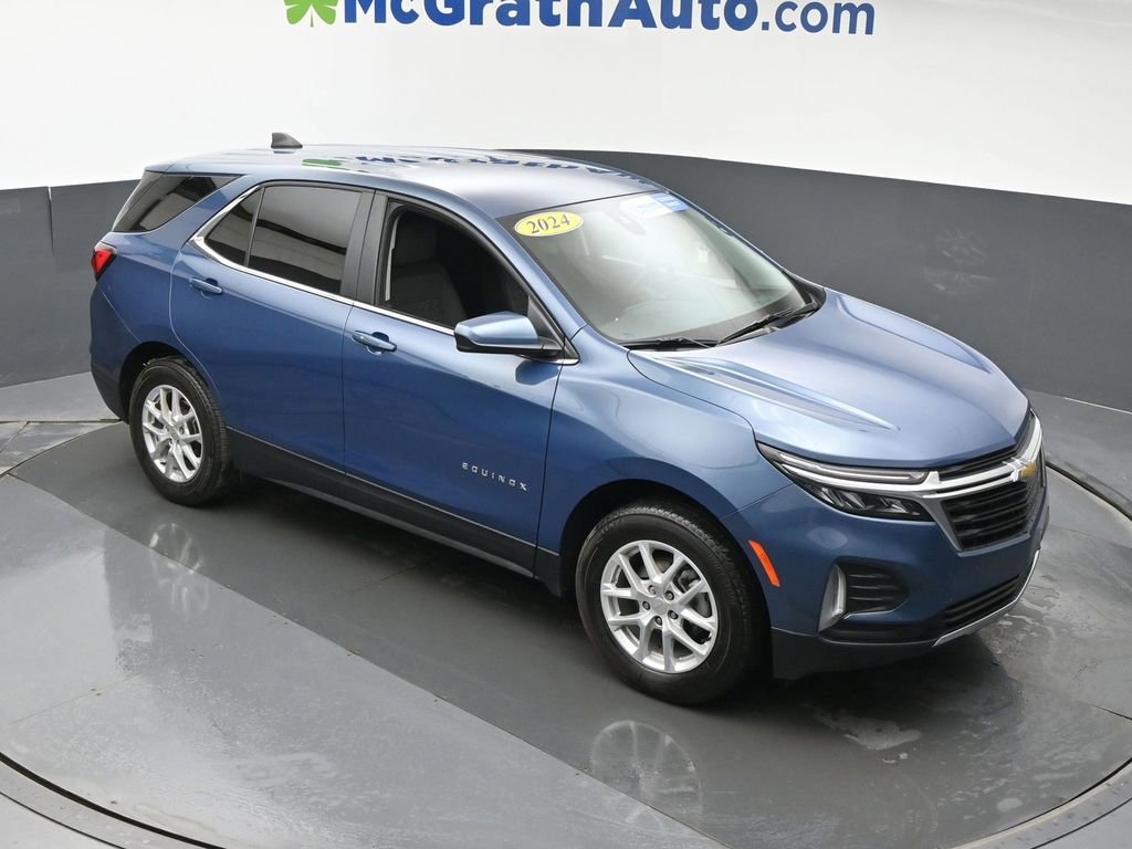 Used 2024 Chevrolet Equinox LT AWD/4WD image 3