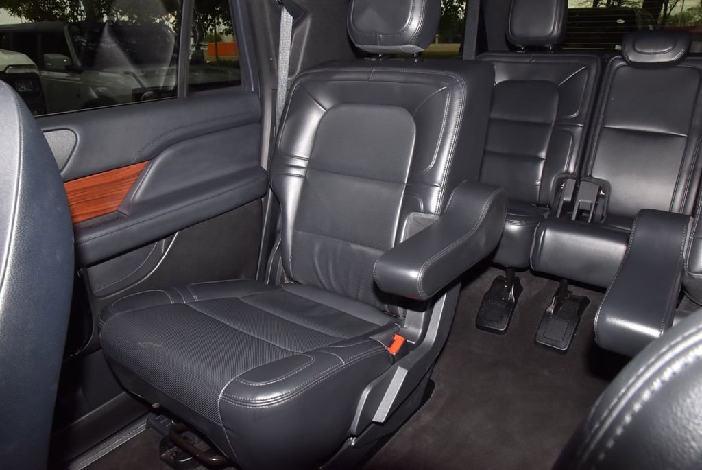 Used 2024 Lincoln Navigator L 4WD image 22