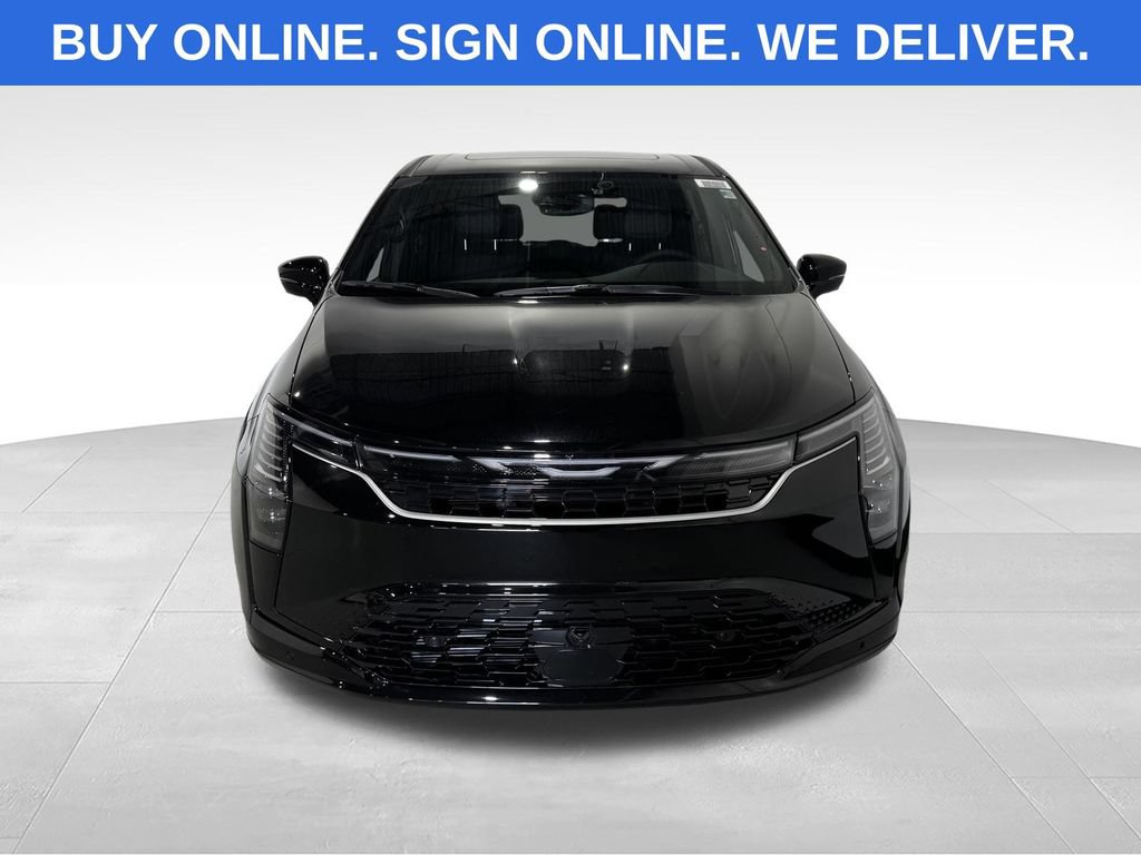 New 2027 Chrysler Pacifica Select w/ Family Tech Group AWD/4WD image 11