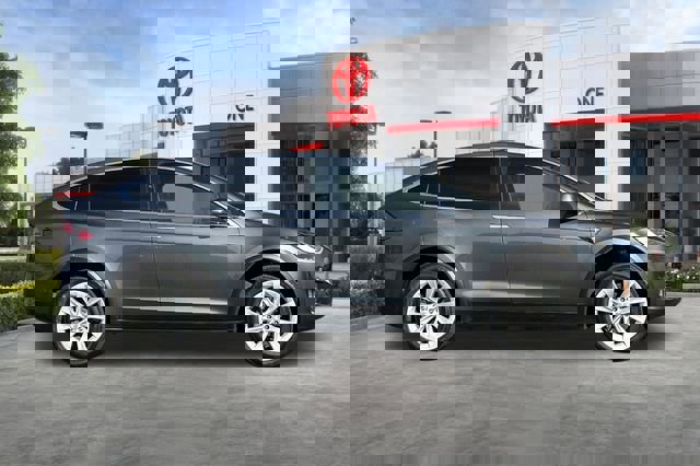 Used 2018 Tesla Model X 75D image 3