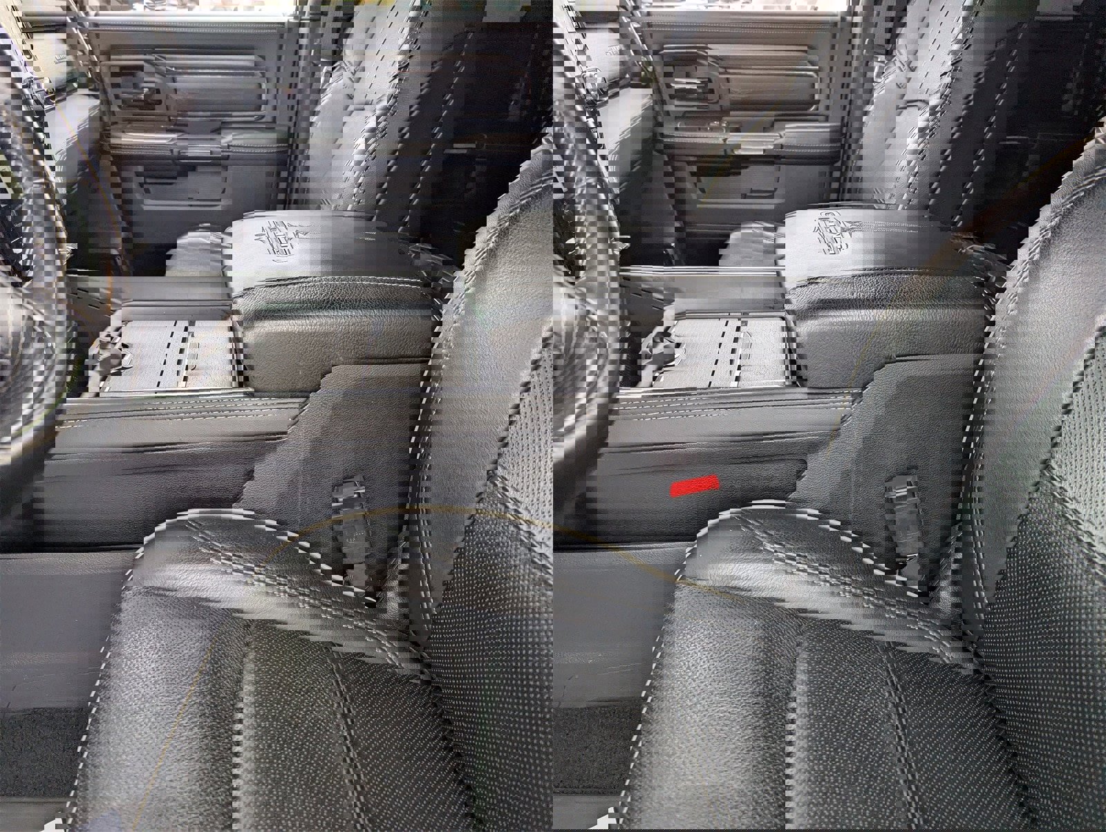 Used 2022 RAM 2500 Limited image 19