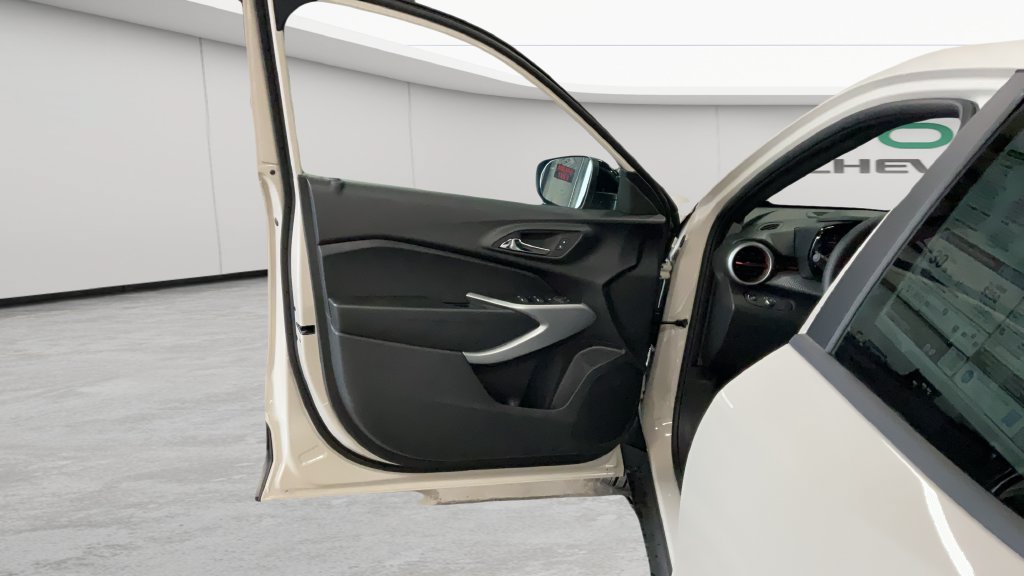 New 2026 Chevrolet Trax RS w/ Driver Confidence Package FWD image 12