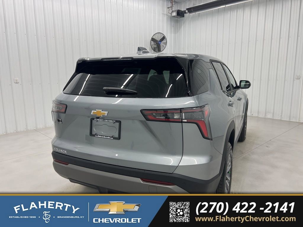 New 2026 Chevrolet Equinox LT image 3