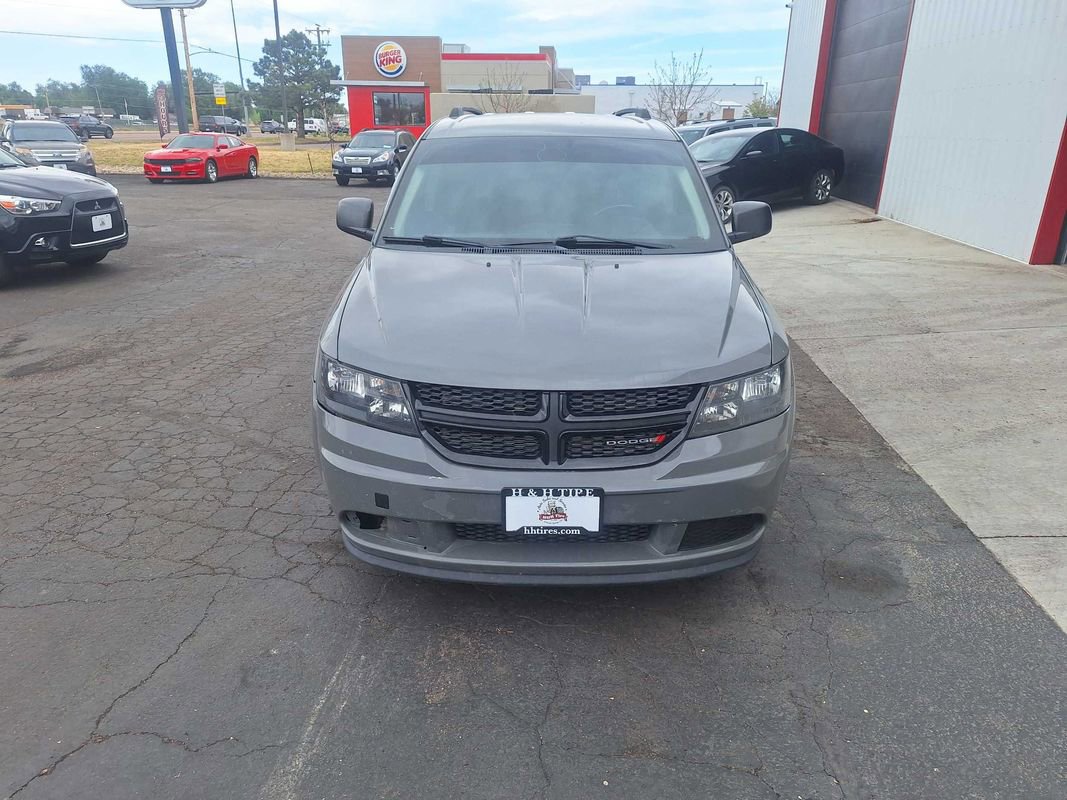 Used 2020 Dodge Journey SE w/ SE Popular Equipment Group FWD image 11