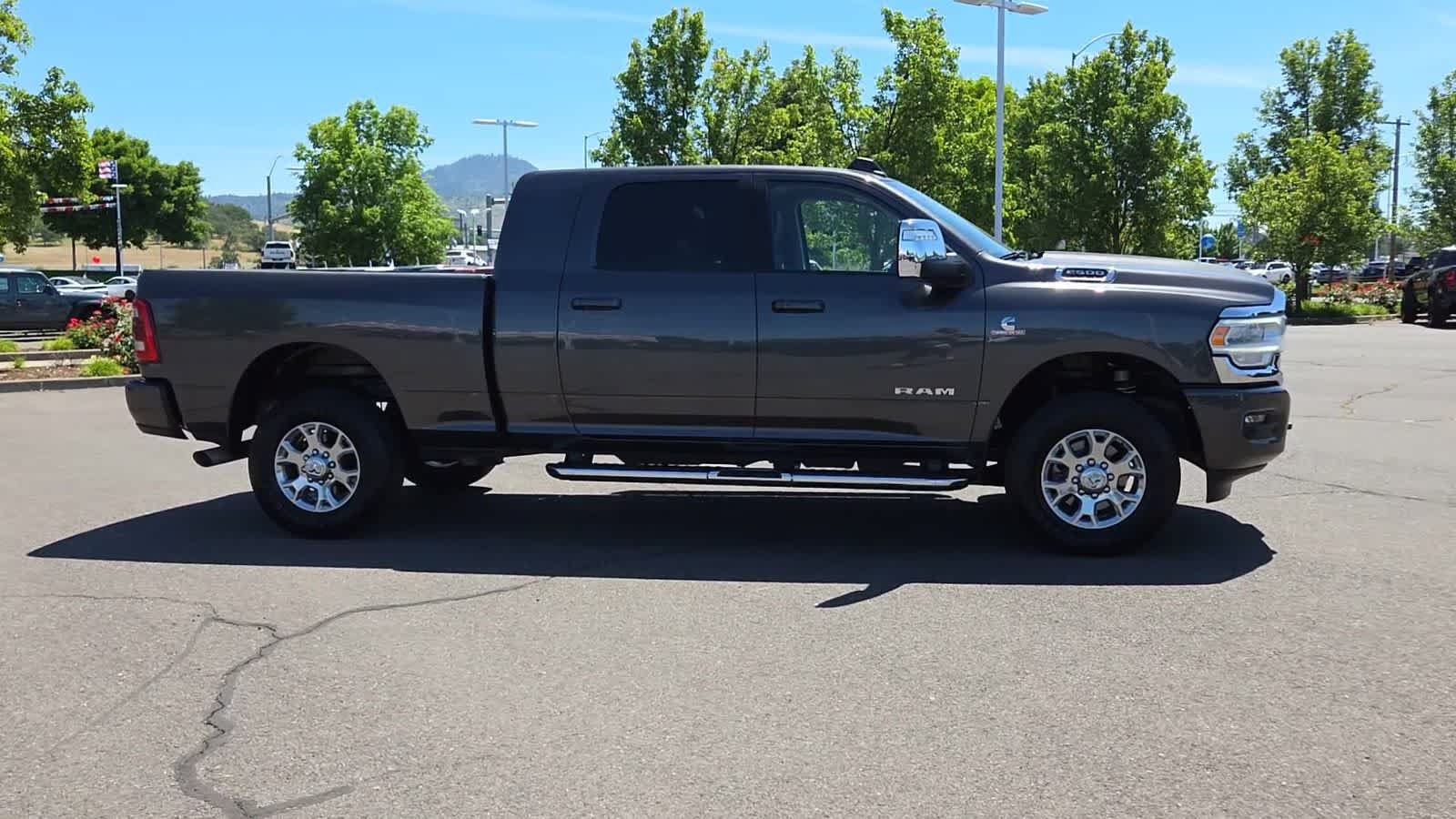 Used 2024 RAM 2500 Laramie w/ Safety Group AWD/4WD image 9