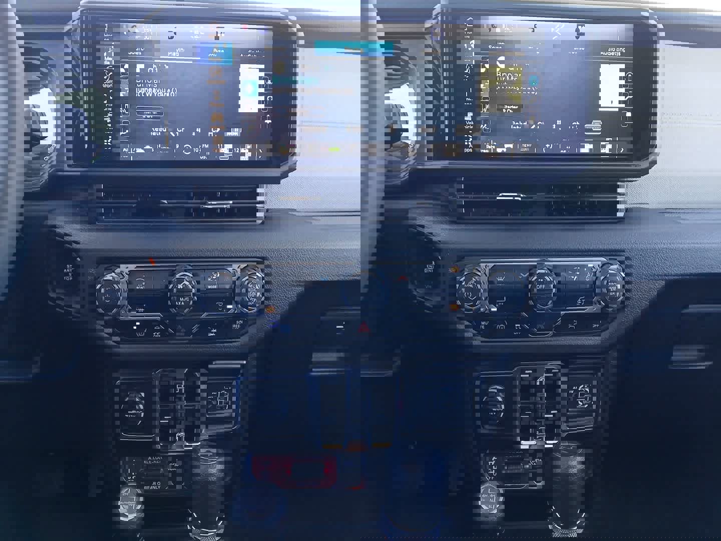 Used 2025 Jeep Wrangler Willys image 38