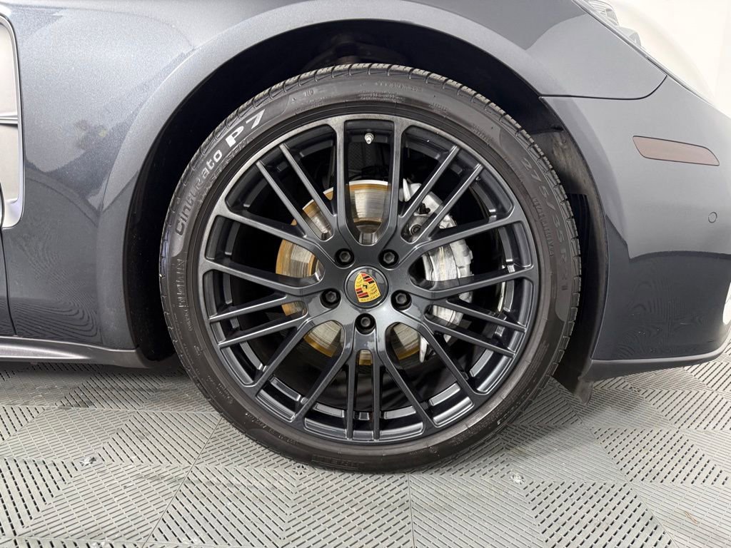 Certified 2022 Porsche Panamera 4 Platinum Edition image 11